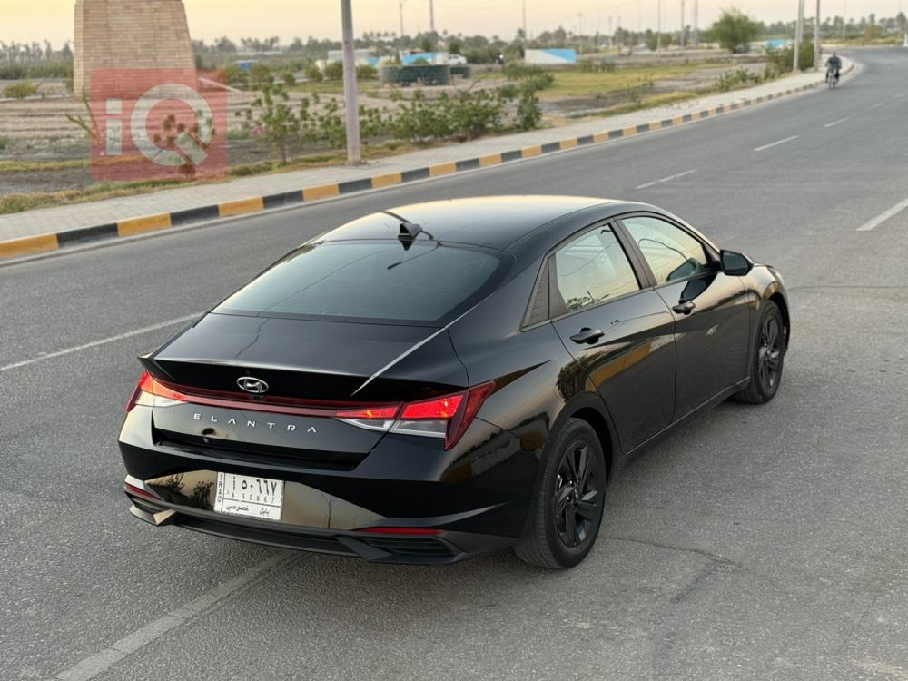 هیوندای ئەلەنترا
